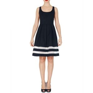 Carmen Marc Valvo | 16 | Black Dress Colorblock Stripe A-Line Flare